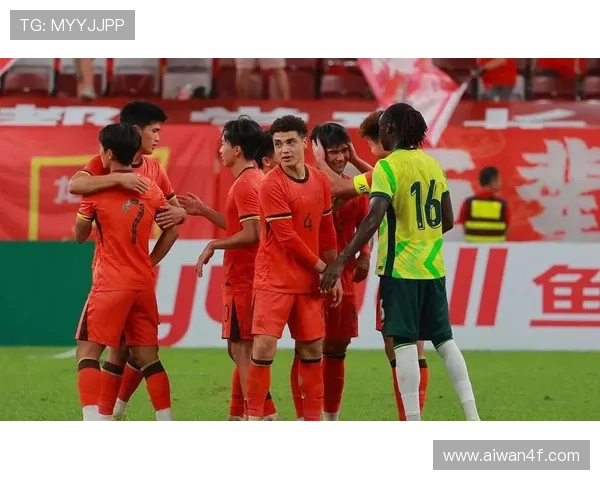 中国足球队逆袭晋级亚洲杯八强 强势表现赢得全场喝彩