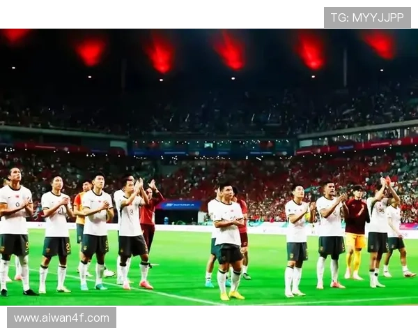 国足主场逆转击败劲旅 全队展现坚韧斗志迎来世界杯晋级关键胜利