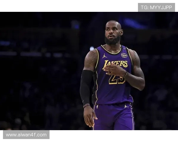 湖人队正式宣布詹姆斯伤势恢复进展乐观看待新赛季表现